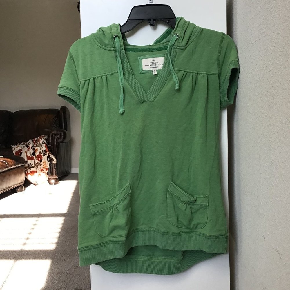 Abercrombie & Fitch Green Hooded Shirt Size Medium